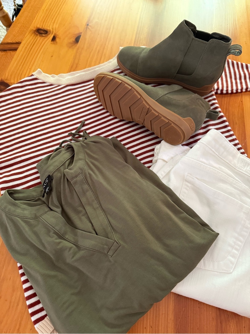 Sorel boots with bundle
